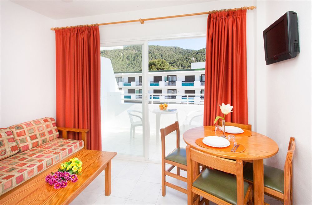 Apartament Typic Oasis Sa Tanca Cala Llonga  Zewnętrze zdjęcie