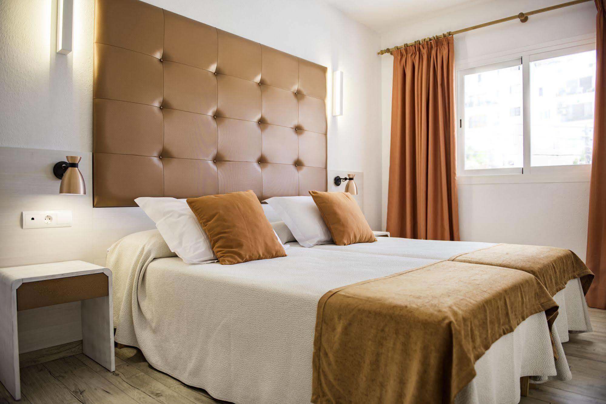 Apartament Typic Oasis Sa Tanca Cala Llonga  Zewnętrze zdjęcie
