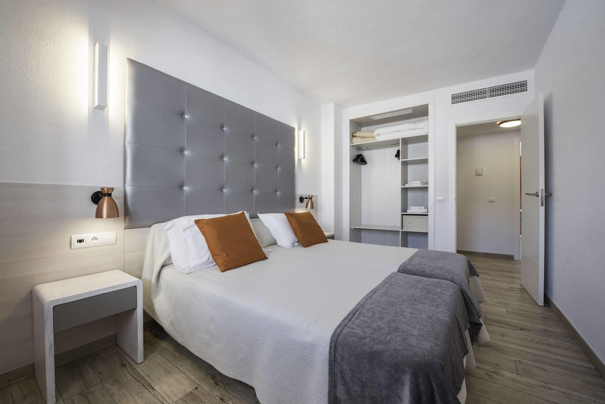 Apartament Typic Oasis Sa Tanca Cala Llonga  Zewnętrze zdjęcie