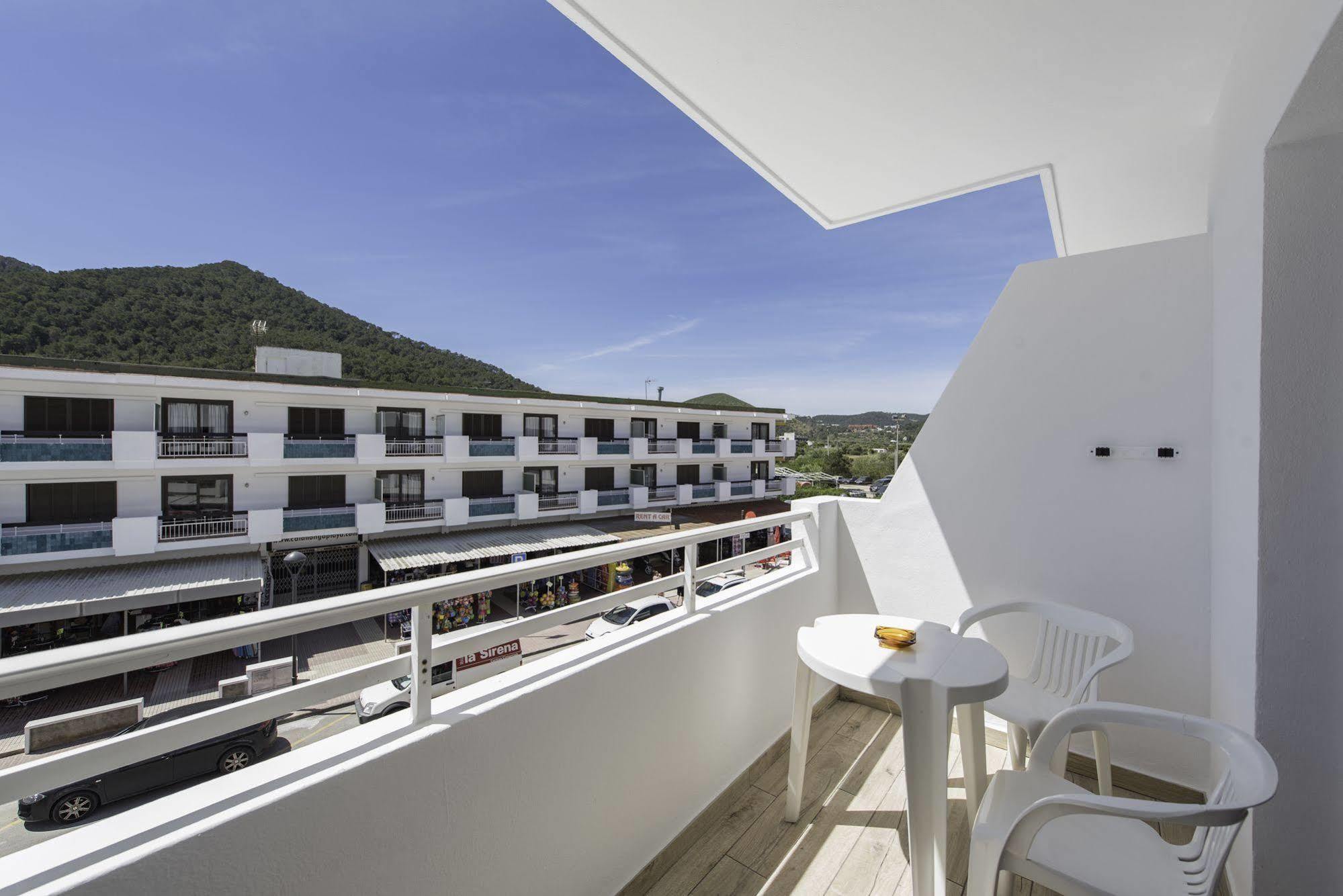 Apartament Typic Oasis Sa Tanca Cala Llonga  Zewnętrze zdjęcie